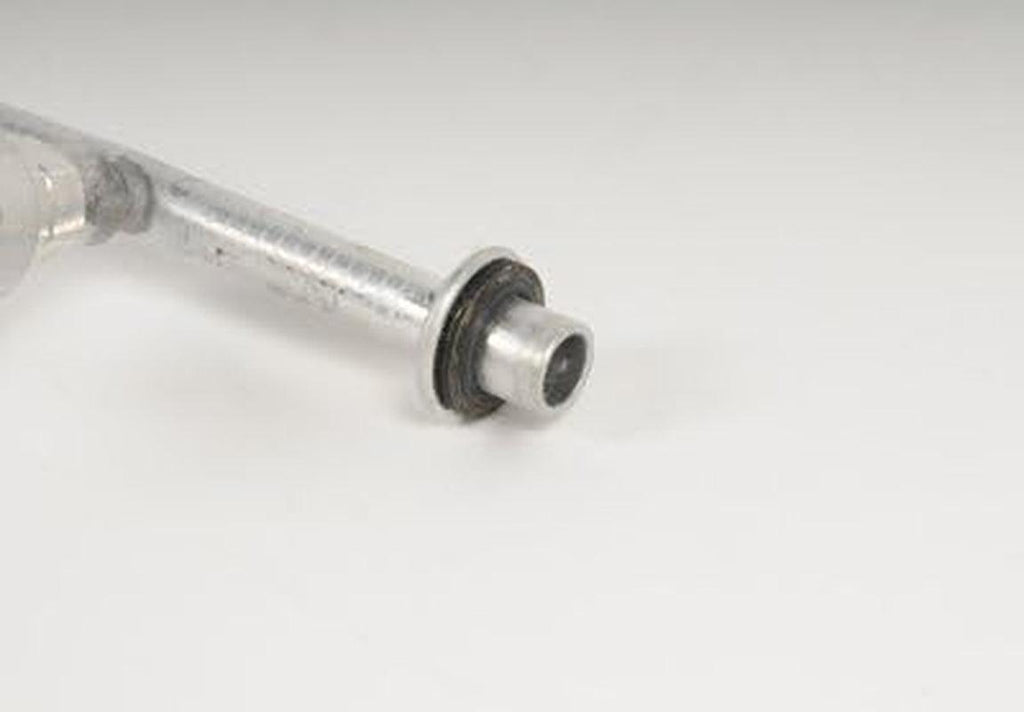 15-33843 Air Conditioning Rear Hose Assembly