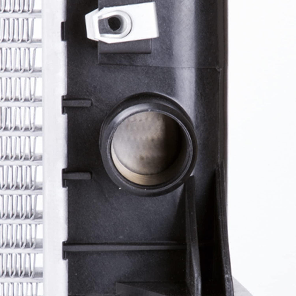 00-05 Cd Dvile 4.6L V8 at 1R Pa (Std) Rad