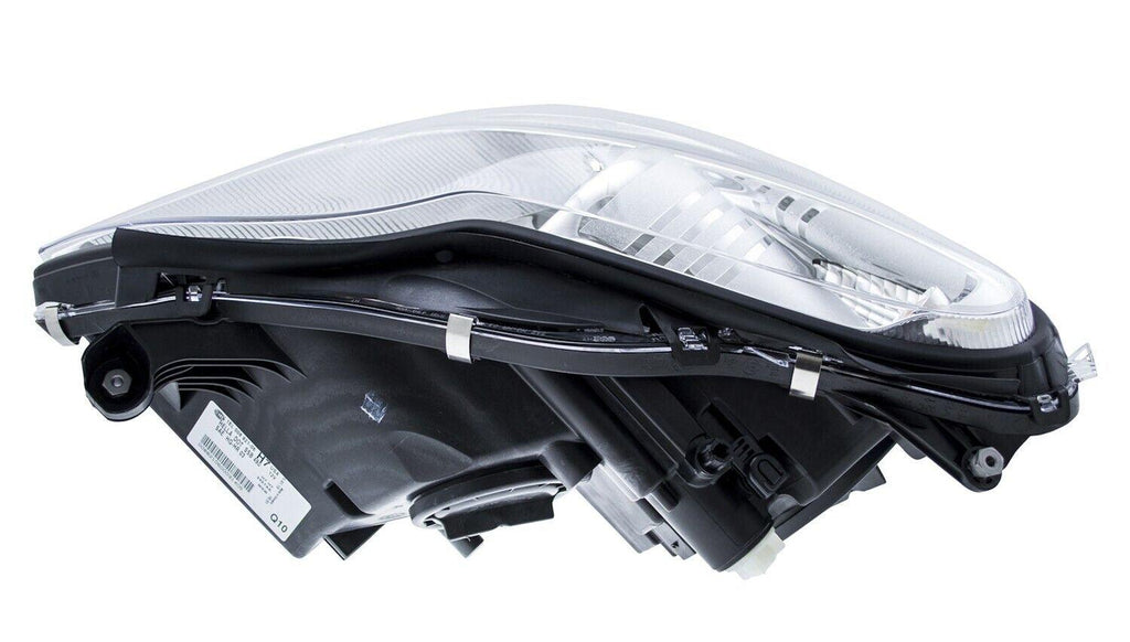 Hella Headlight Assembly for CLS550, CLS500, CLS55 AMG 008821061