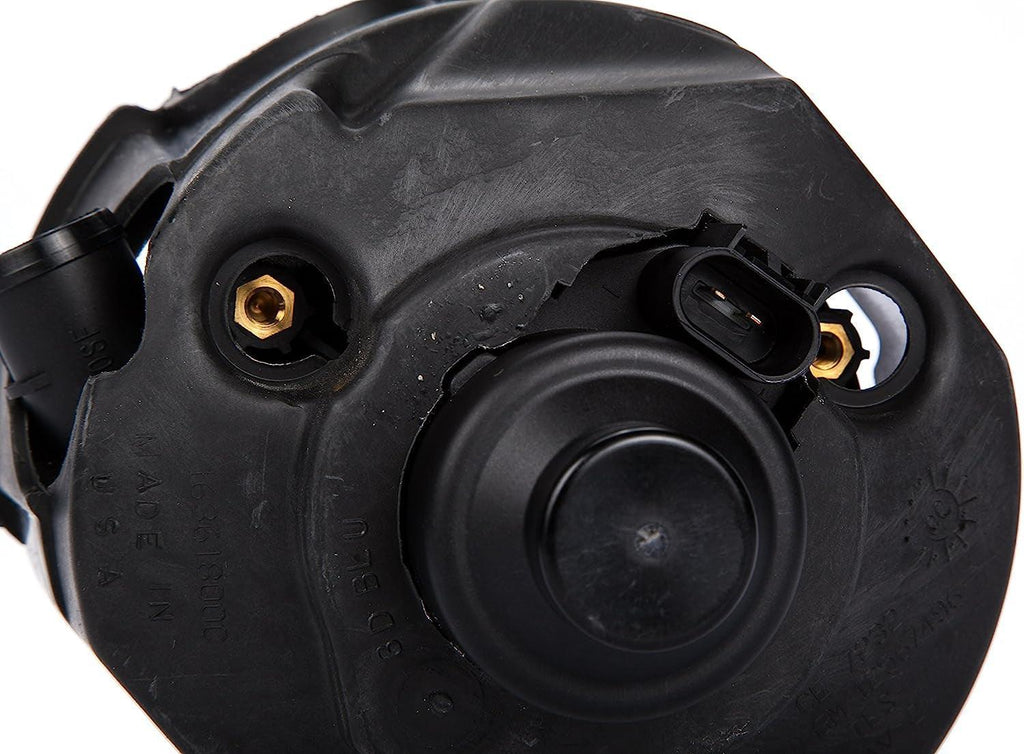 GM Genuine Parts 19303241 Secondary Air Injection Pump Kit with Pump, Bracket, and Hose