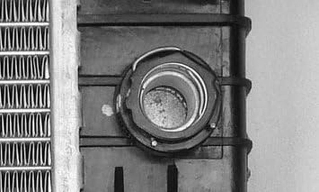 2337 Radiator Compatible with 2001-2007 Mercedes Benz C-Class