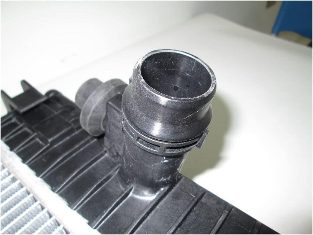 13510 Radiator Compatible with 2015-2020 Ford F-150