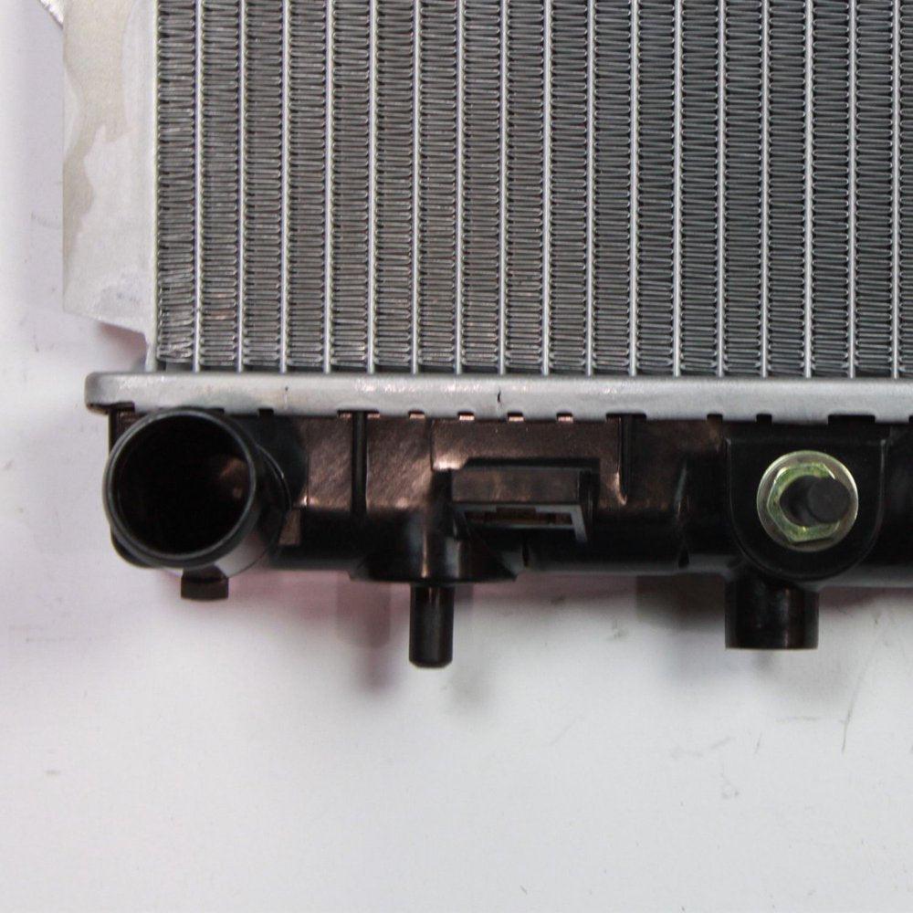 2387 Plastic/Aluminum Radiator for Hyundai Elantra, Tiburon HY3010111